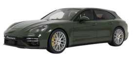 Porsche  - Panamera Turbo S 2021 green - 1:18 - GT Spirit - GT447 - GT447 | The Diecast Company
